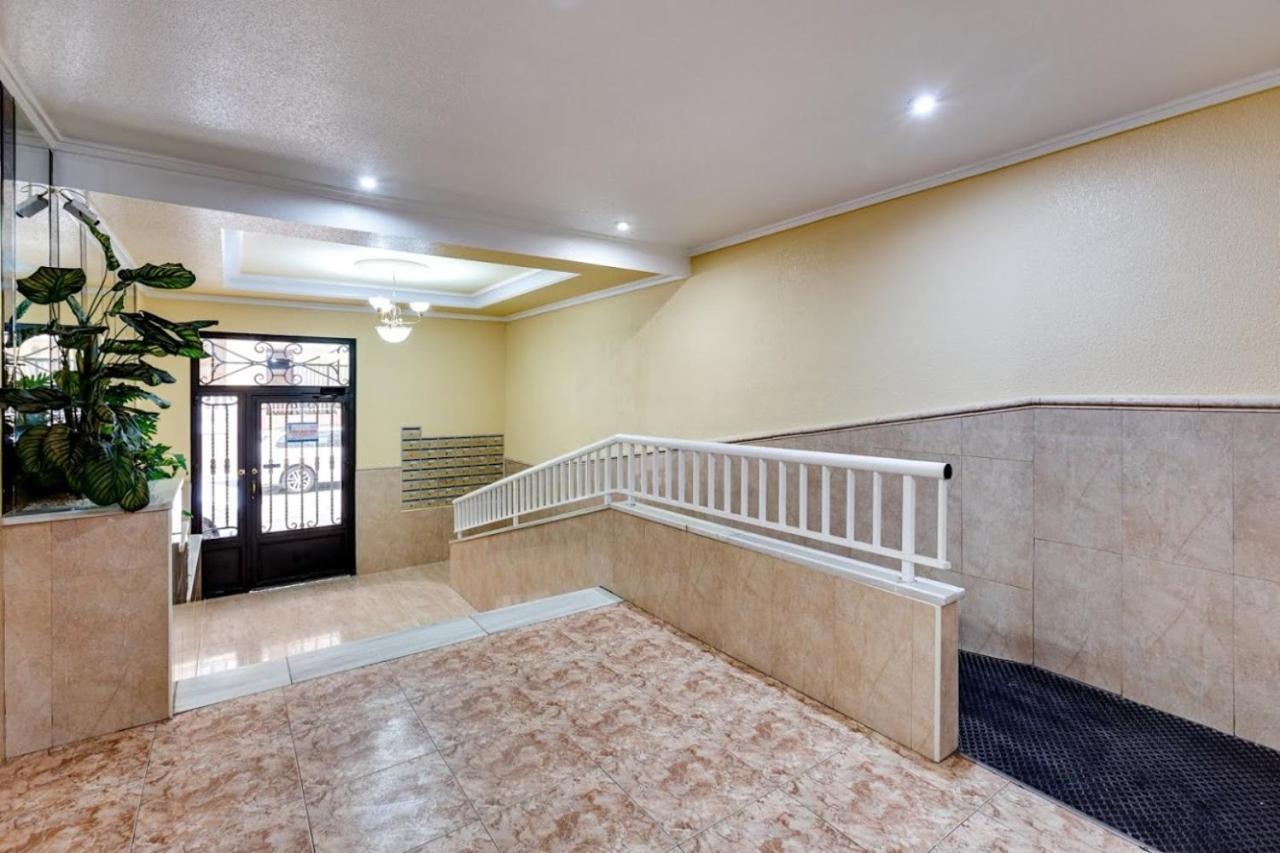 Playa Del Cura Apartment With 2 Bedrooms Torrevieja Exterior photo
